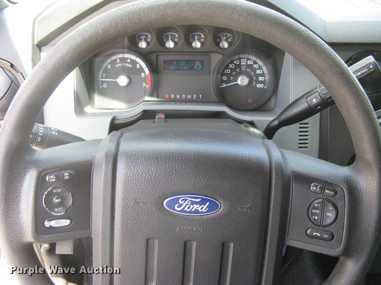 image for item DC1360 2016 Ford F250 Super Duty XL SuperCab pickup truck