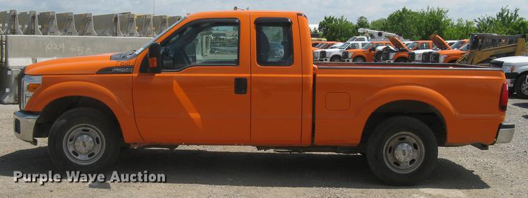 image for item DC1361 2014 Ford F250 Super Duty XL SuperCab pickup truck
