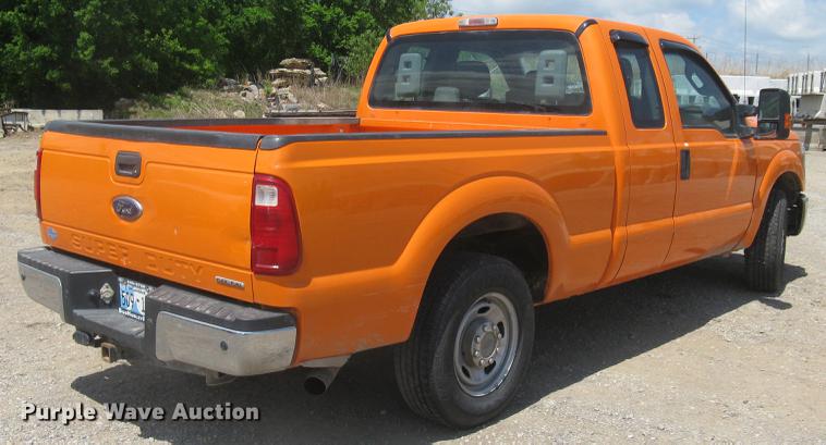 image for item DC1361 2014 Ford F250 Super Duty XL SuperCab pickup truck