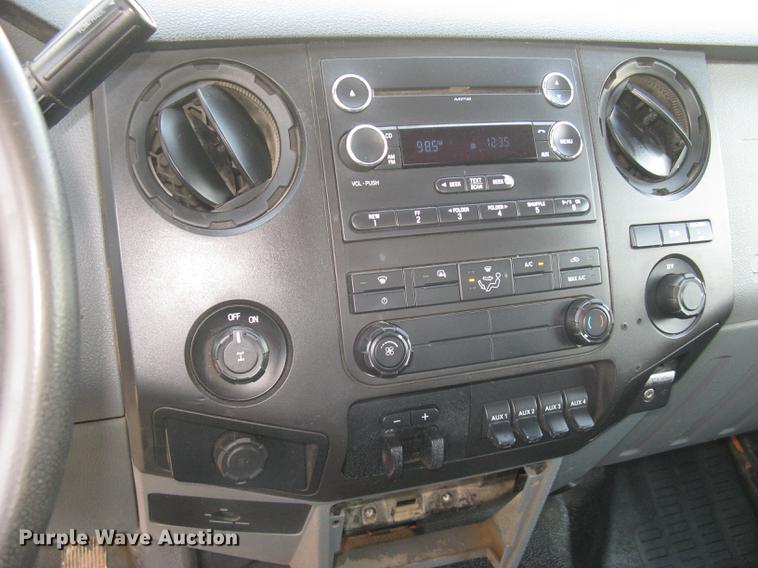 image for item DC1361 2014 Ford F250 Super Duty XL SuperCab pickup truck