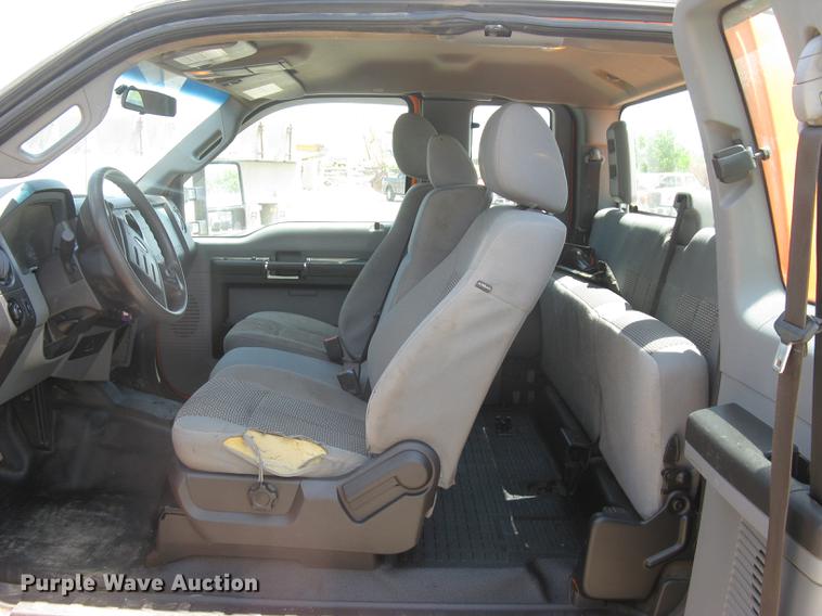 image for item DC1361 2014 Ford F250 Super Duty XL SuperCab pickup truck