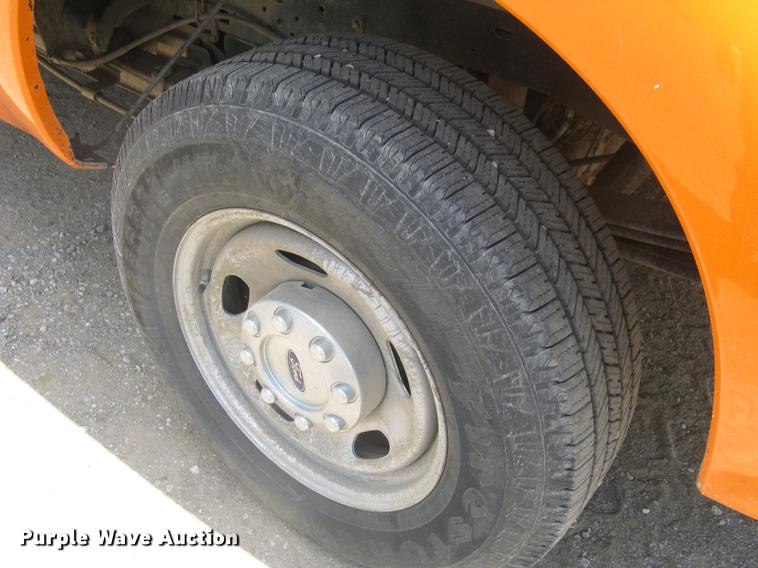 image for item DC1361 2014 Ford F250 Super Duty XL SuperCab pickup truck