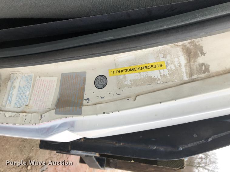 image for item DC8726 1989 Ford F350 bale bed pickup truck