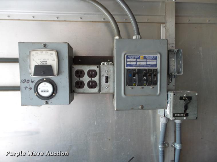 image for item DD2275 1975 GMC Value delivery truck