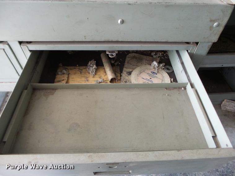 image for item DD2275 1975 GMC Value delivery truck