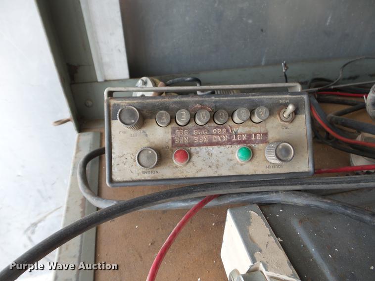 image for item DD2275 1975 GMC Value delivery truck