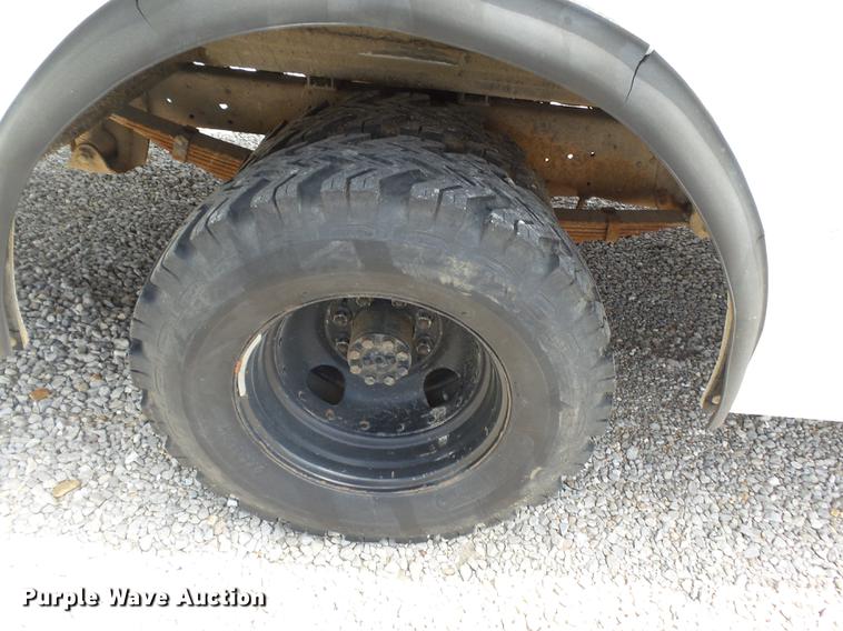 image for item DD2275 1975 GMC Value delivery truck