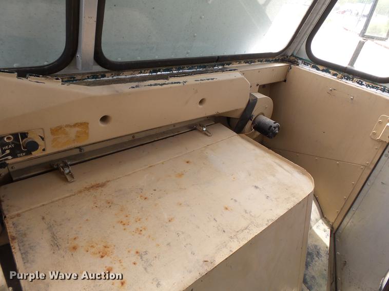 image for item DD2275 1975 GMC Value delivery truck