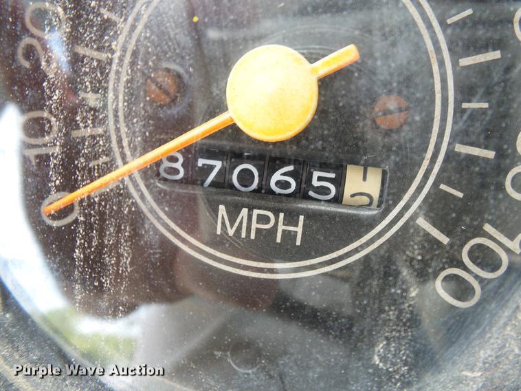 image for item DD2275 1975 GMC Value delivery truck