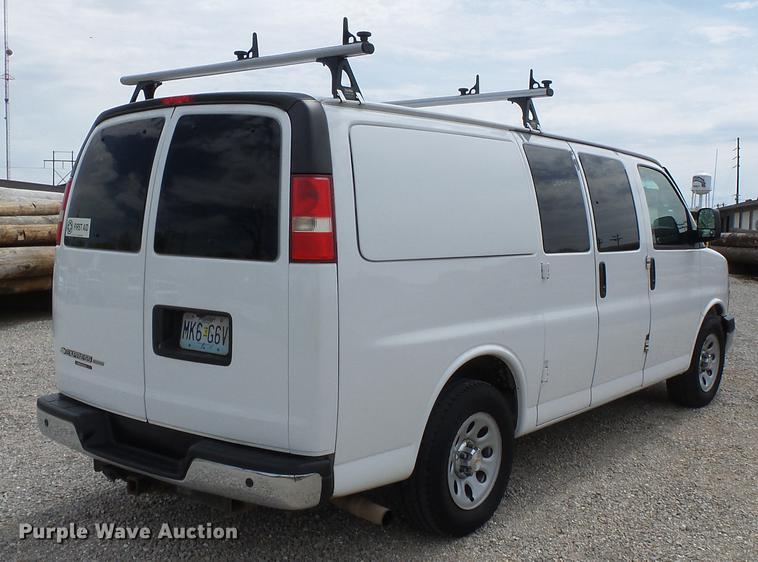 image for item DD2276 2013 Chevrolet Express 1500 van