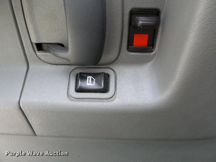 image for item DD2276 2013 Chevrolet Express 1500 van