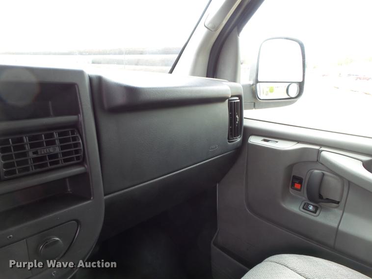 image for item DD2276 2013 Chevrolet Express 1500 van
