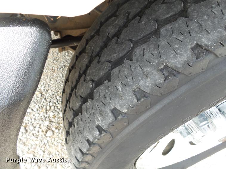 image for item DD2276 2013 Chevrolet Express 1500 van