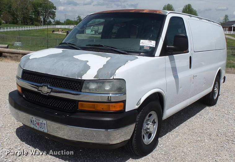 image for item DD2277 2006 Chevrolet Express 1500 van