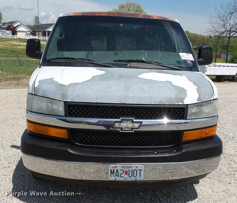 image for item DD2277 2006 Chevrolet Express 1500 van
