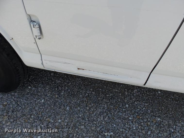 image for item DD2277 2006 Chevrolet Express 1500 van
