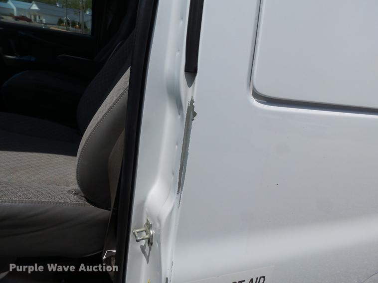 image for item DD2277 2006 Chevrolet Express 1500 van