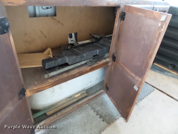 image for item DD2277 2006 Chevrolet Express 1500 van