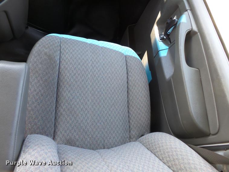 image for item DD2277 2006 Chevrolet Express 1500 van