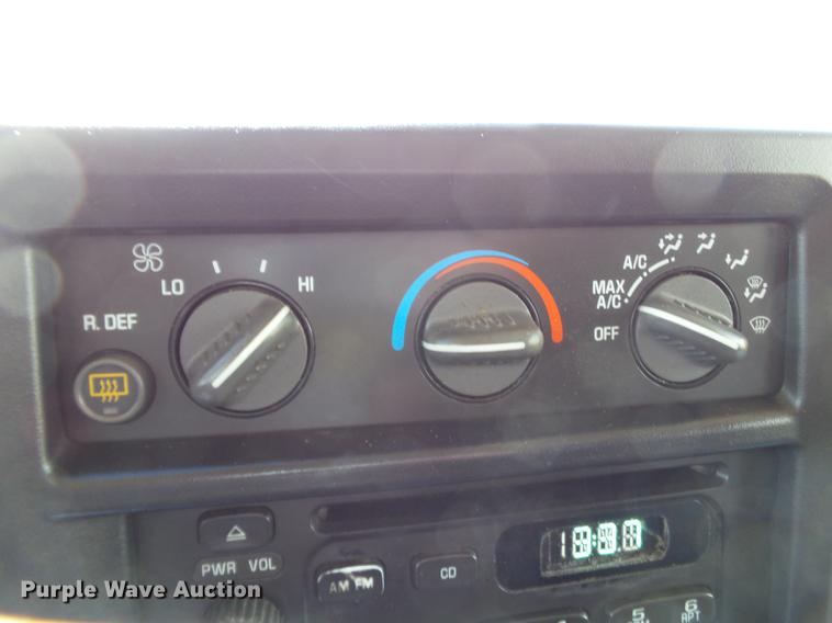 image for item DD2277 2006 Chevrolet Express 1500 van