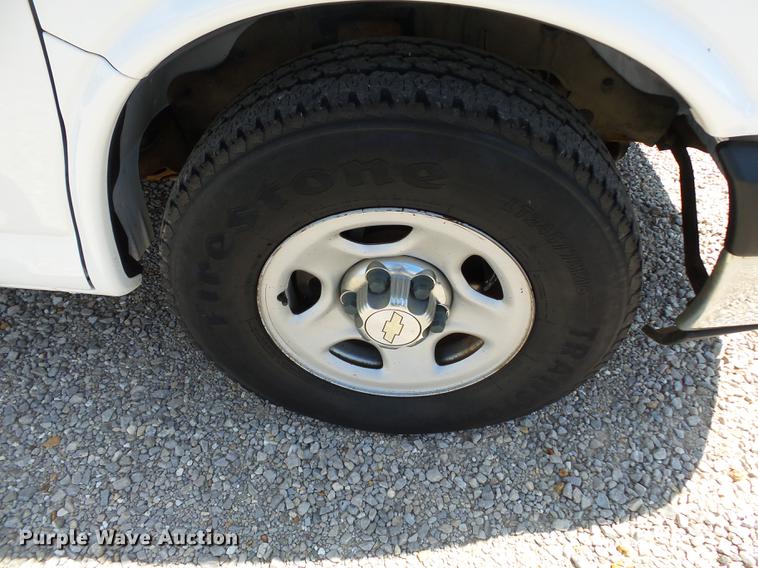 image for item DD2277 2006 Chevrolet Express 1500 van