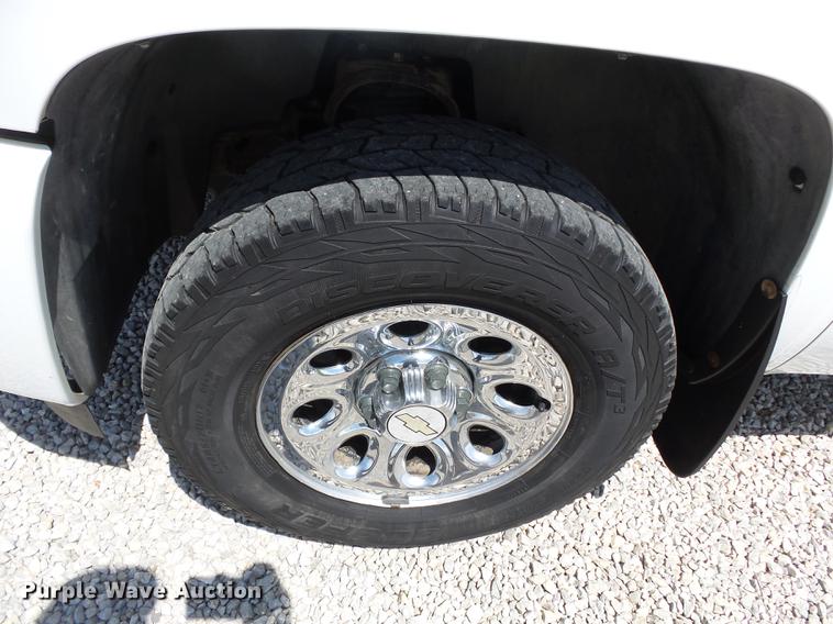 image for item DD2279 2007 Chevrolet Silverado 1500 Ext. Cab pickup truck