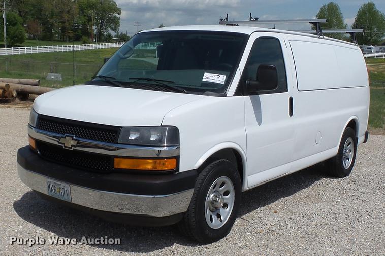 image for item DD2281 2013 Chevrolet Express 1500 van