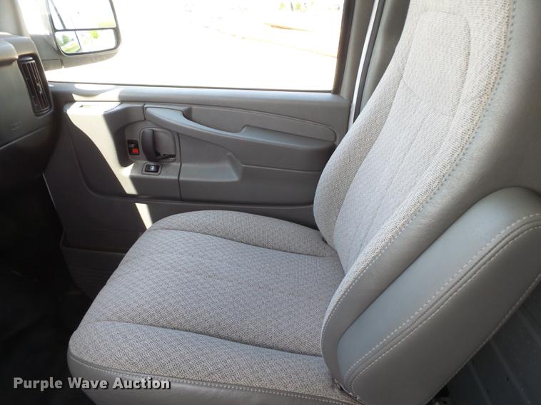 image for item DD2281 2013 Chevrolet Express 1500 van