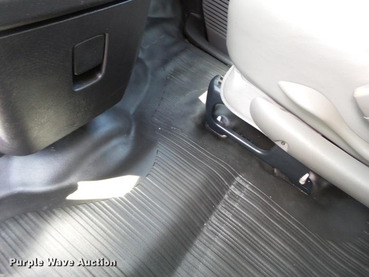 image for item DD2281 2013 Chevrolet Express 1500 van