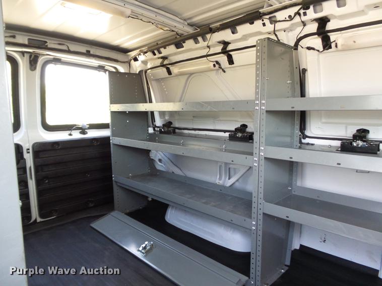 image for item DD2281 2013 Chevrolet Express 1500 van