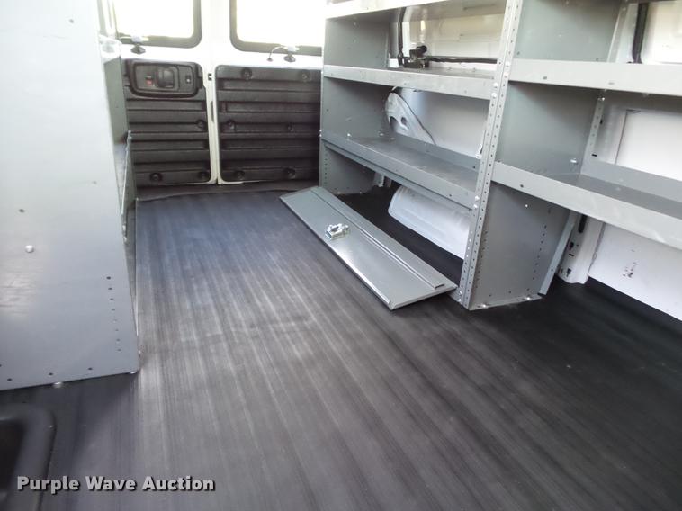 image for item DD2281 2013 Chevrolet Express 1500 van