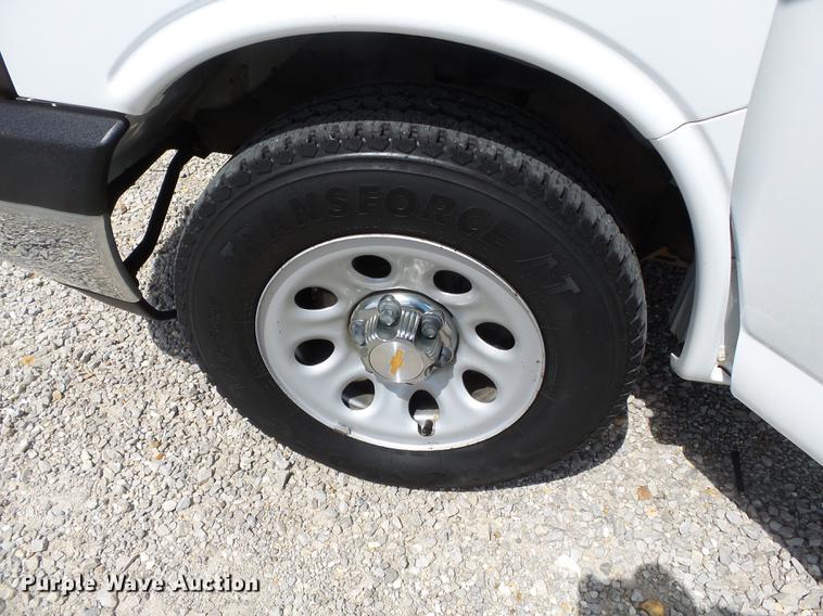 image for item DD2281 2013 Chevrolet Express 1500 van