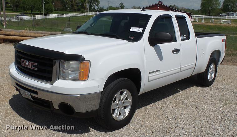 image for item DD2282 2010 GMC Sierra 1500 Ext. Cab pickup truck