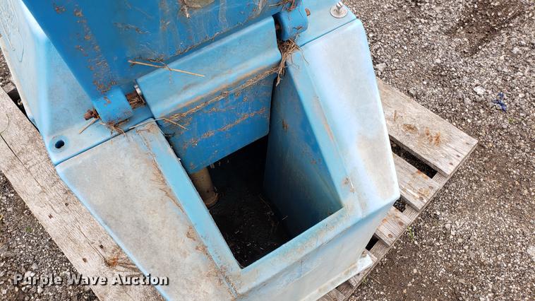 image for item DD4119 Pride of the Farm livestock tank