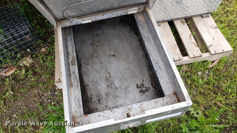 image for item DD4120 (4) toolboxes