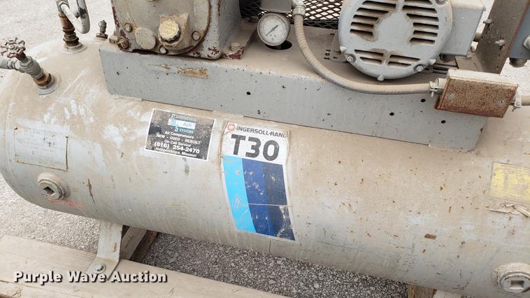 image for item DD4127 Compressed Air Systems air compressor