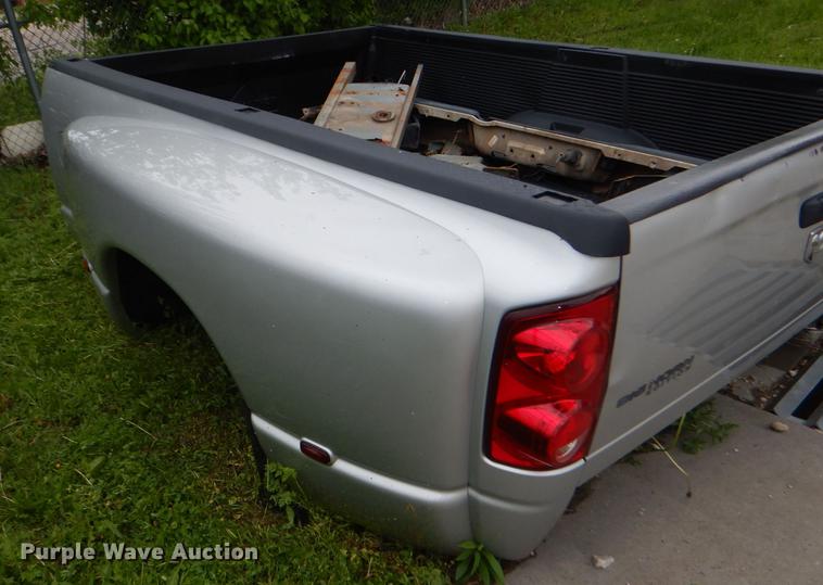 image for item DD6931 Dodge Ram 3500 pickup truck bed