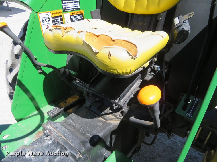 image for item DD6955 2005 John Deere 5103 tractor