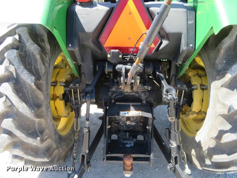 image for item DD6955 2005 John Deere 5103 tractor