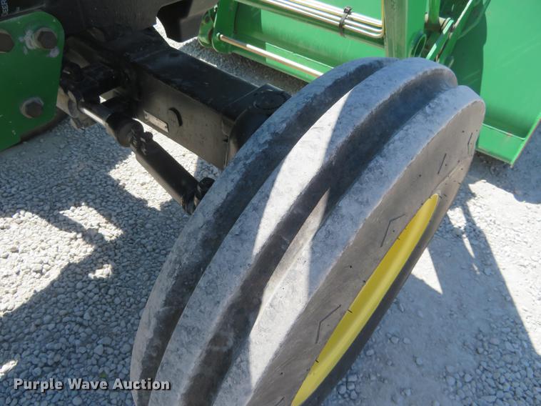 image for item DD6955 2005 John Deere 5103 tractor