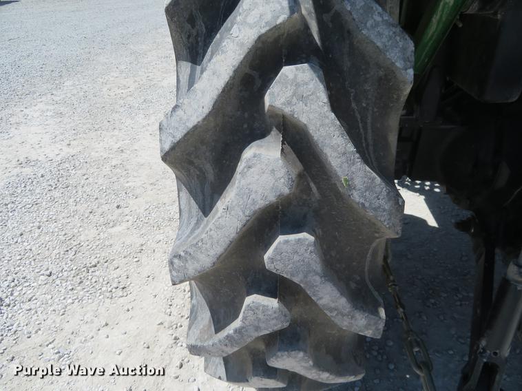 image for item DD6955 2005 John Deere 5103 tractor