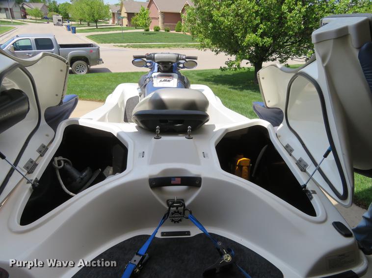 image for item DD6995 Bombardier Sea Doo LRV personal watercraft