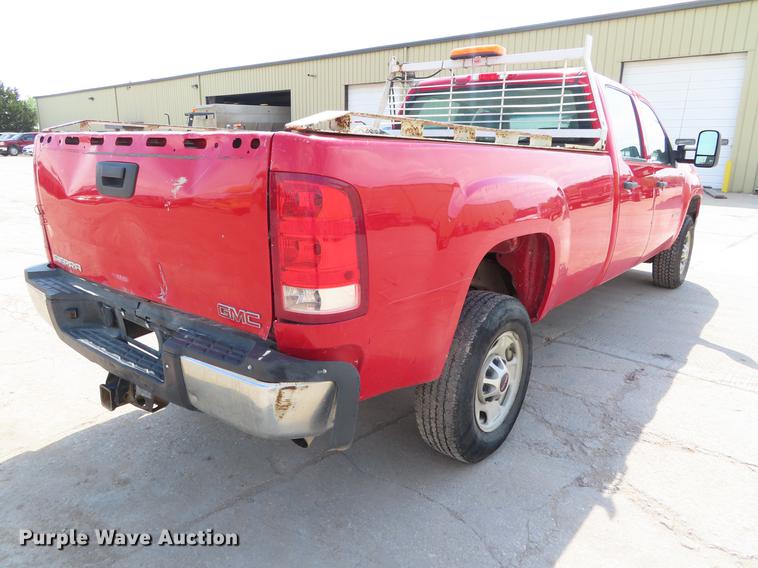 image for item DE3451 2011 GMC Sierra 2500HD Crew Cab pickup truck