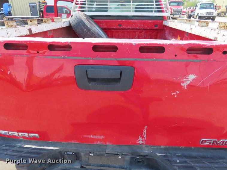 image for item DE3451 2011 GMC Sierra 2500HD Crew Cab pickup truck