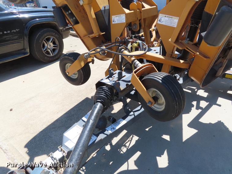 image for item DE3479 Woods 7144RD batwing finish mower