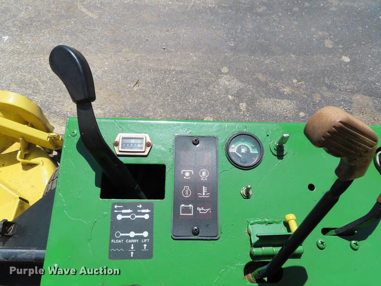 image for item DE3480 John Deere F935 lawn mower