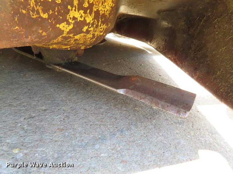 image for item DE3480 John Deere F935 lawn mower