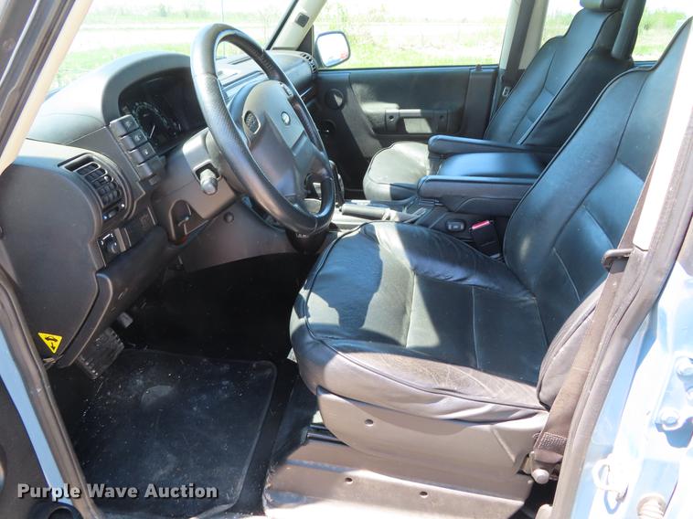 image for item DE3482 2003 Land Rover Discovery SUV