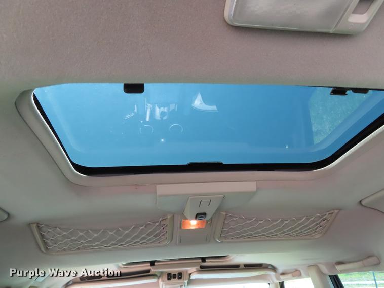 image for item DE3482 2003 Land Rover Discovery SUV