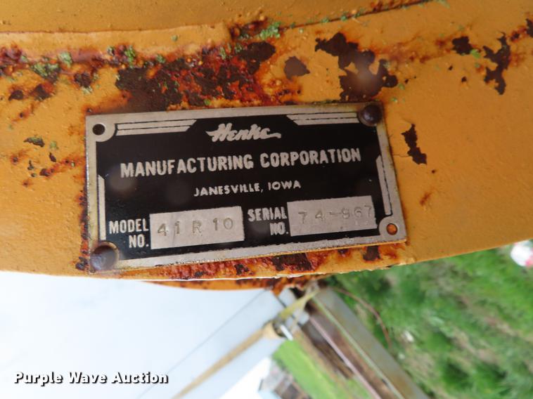 image for item DE3484 Henke snow plow